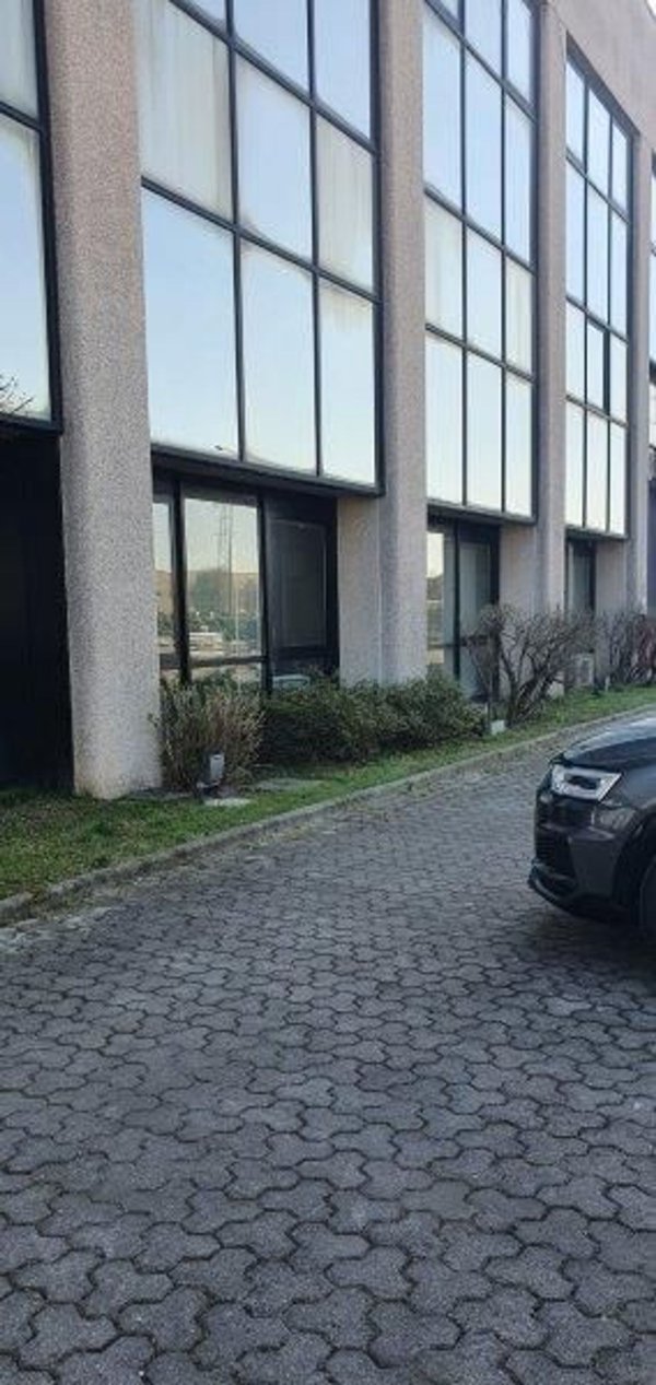 intera palazzina in affitto ad Arese