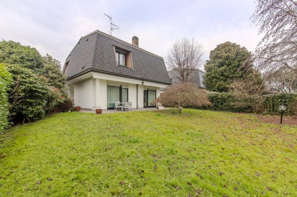 casa indipendente in affitto ad Arese