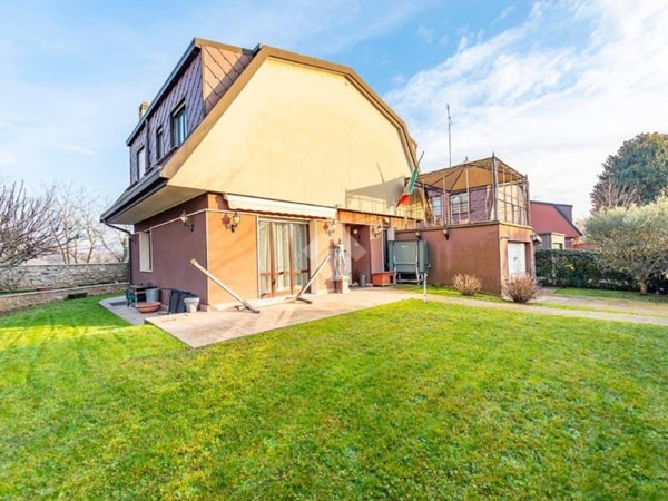 casa indipendente in affitto ad Arese