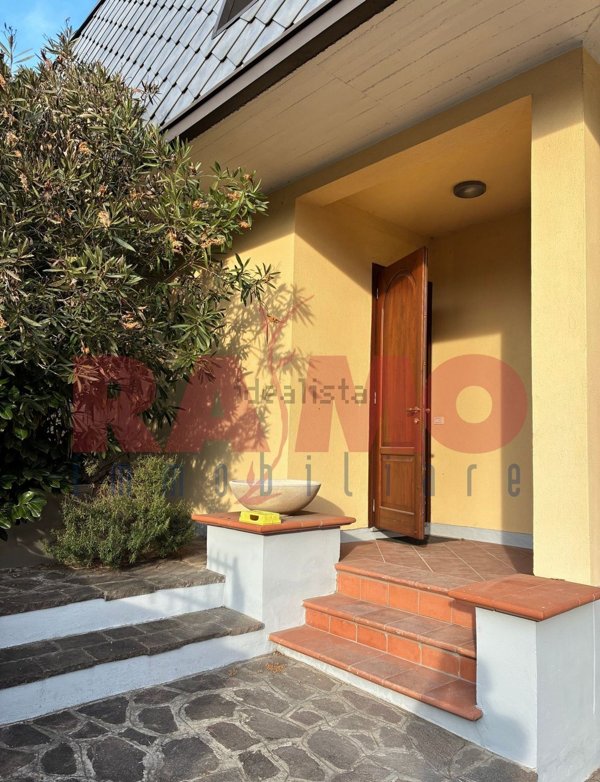 casa indipendente in affitto ad Arese