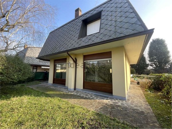 casa indipendente in affitto ad Arese