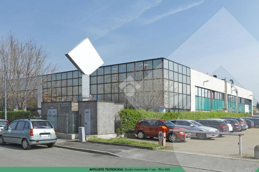 negozio in affitto ad Arese