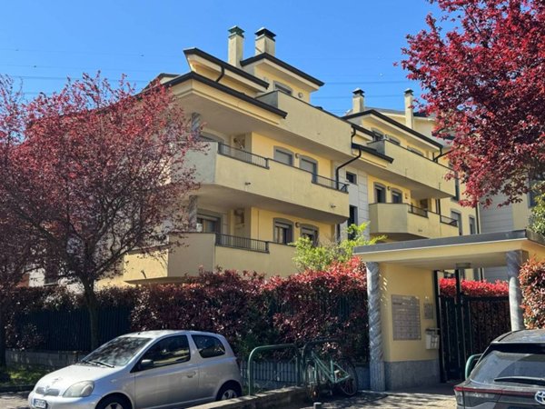 appartamento in affitto ad Arese
