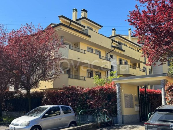 appartamento in affitto ad Arese