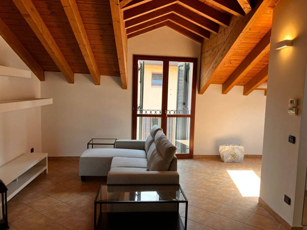 appartamento in affitto ad Arese