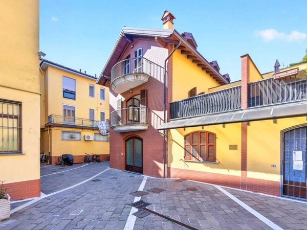 appartamento in affitto ad Arese