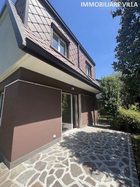 casa indipendente in affitto ad Arese in zona Valera