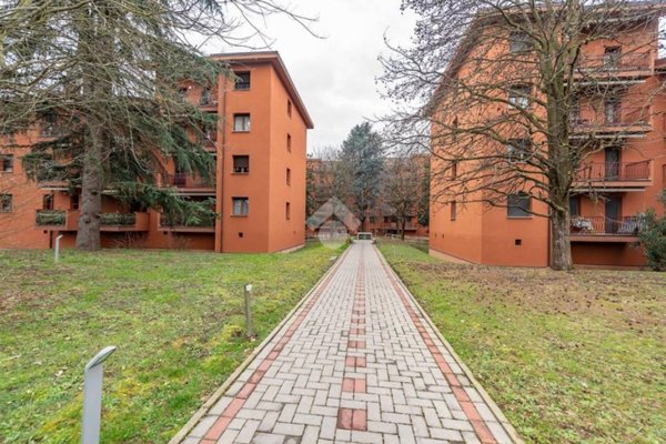 appartamento in affitto ad Arese in zona Valera