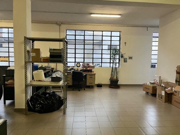 ufficio in affitto ad Arluno