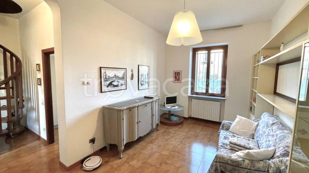 appartamento in affitto ad Arluno