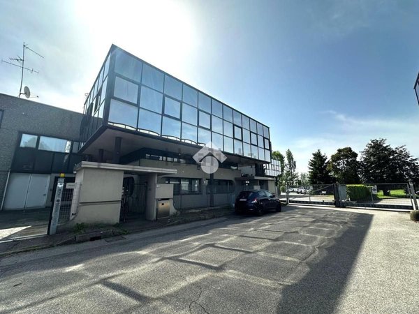 ufficio in affitto ad Assago