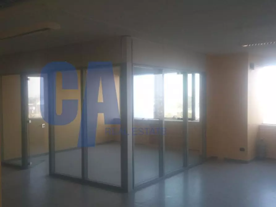 ufficio in affitto ad Assago
