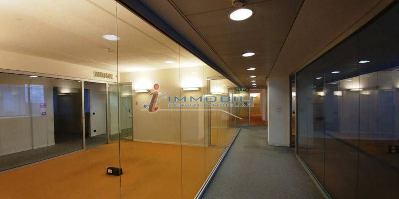 ufficio in affitto ad Assago