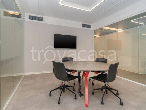 ufficio in affitto ad Assago