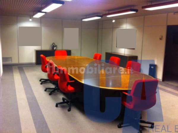 ufficio in affitto ad Assago