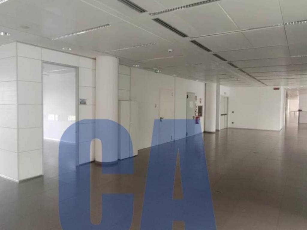 ufficio in affitto ad Assago