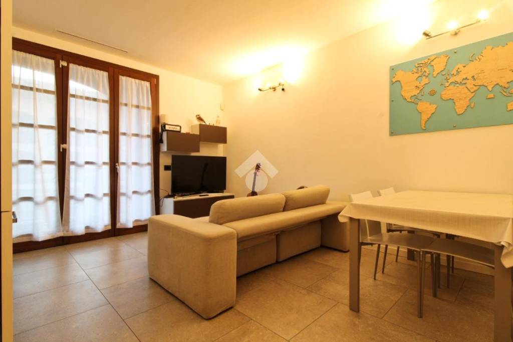 appartamento in affitto ad Assago