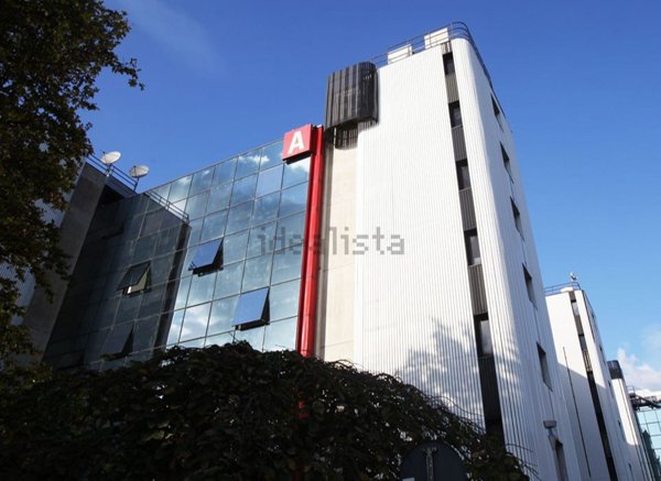 ufficio in affitto ad Assago