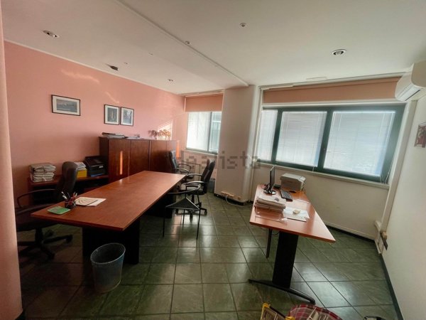 ufficio in affitto ad Assago