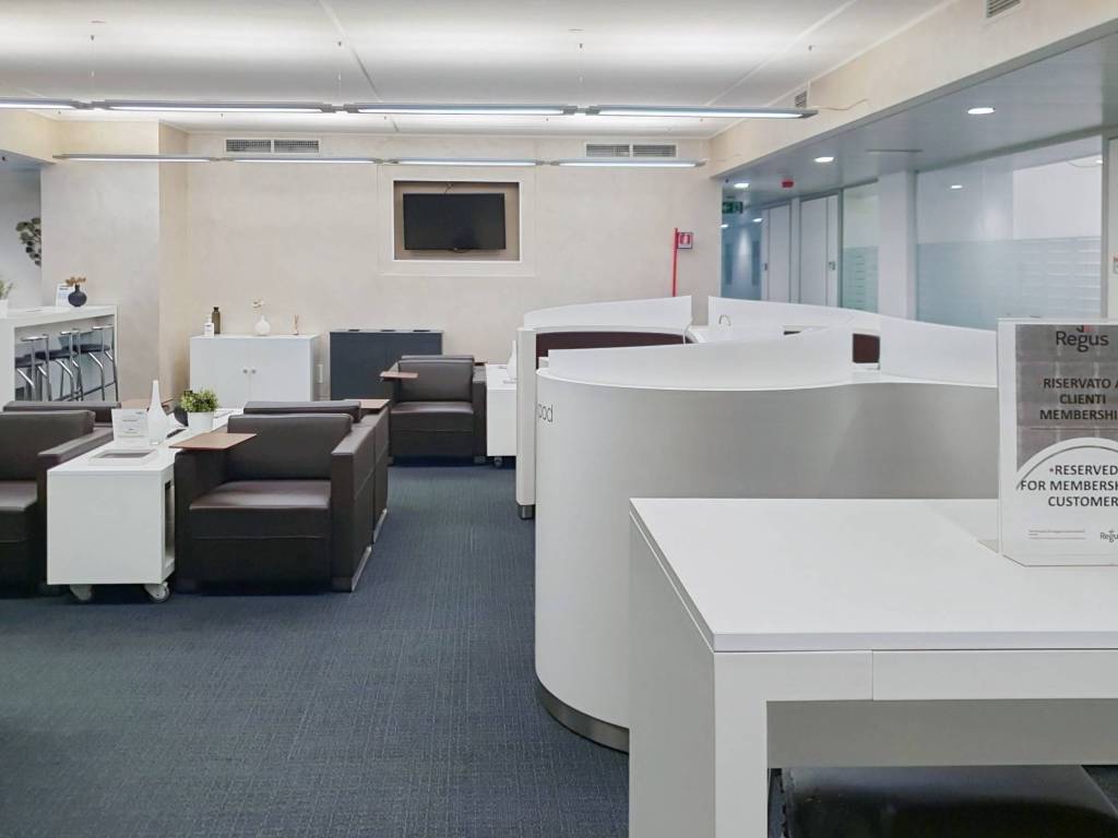 ufficio in affitto ad Assago