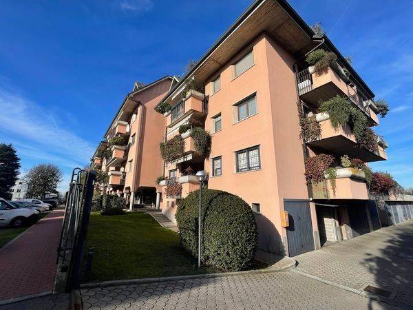 appartamento in affitto ad Assago