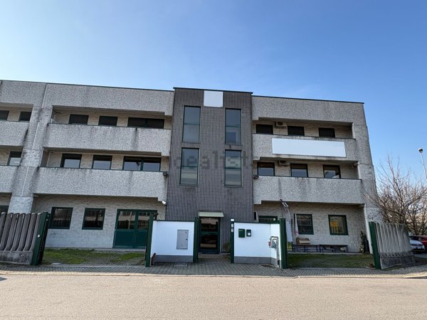 ufficio in affitto ad Assago