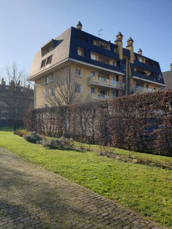 appartamento in affitto ad Assago