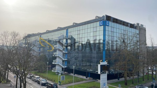 negozio in affitto ad Assago