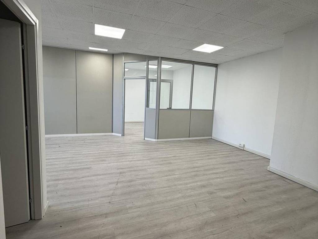 ufficio in affitto ad Assago