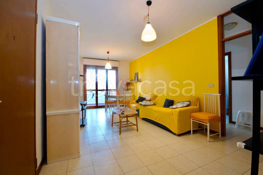 appartamento in affitto ad Assago