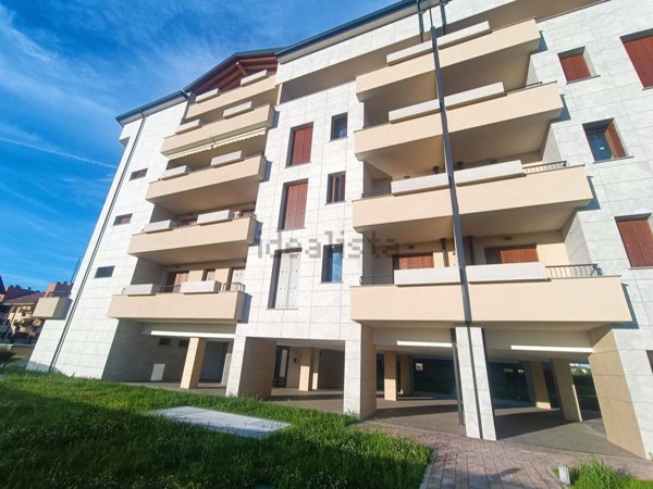 appartamento in affitto ad Assago