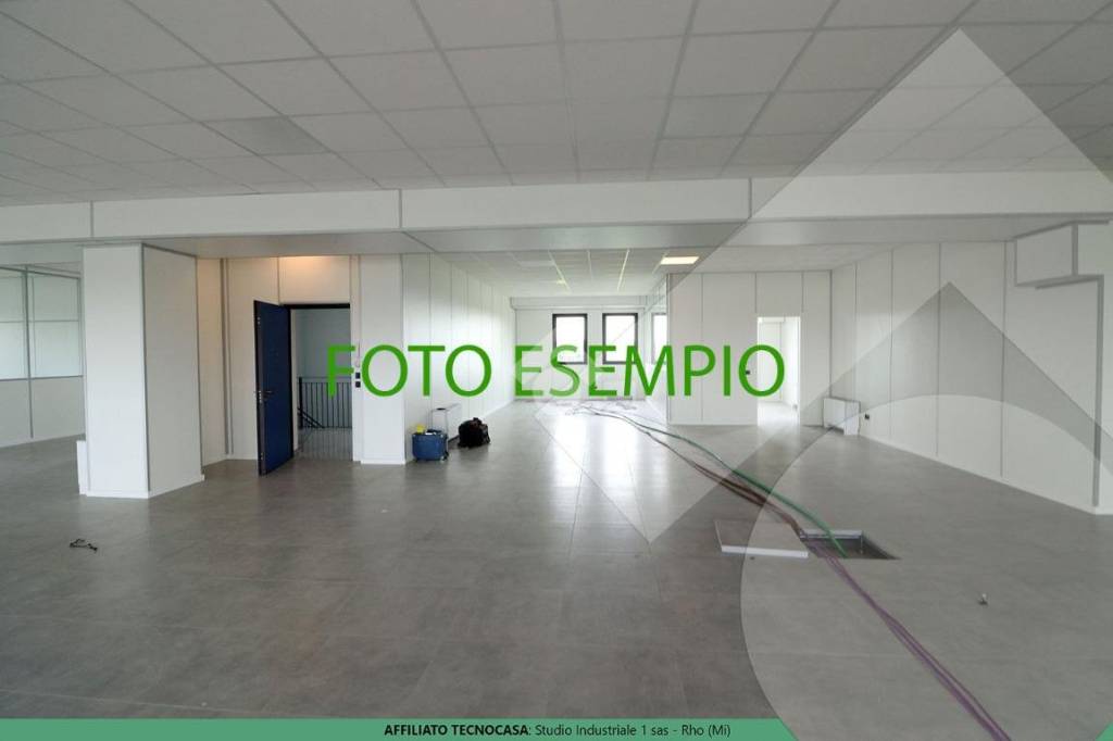 locale commerciale in affitto a Bareggio