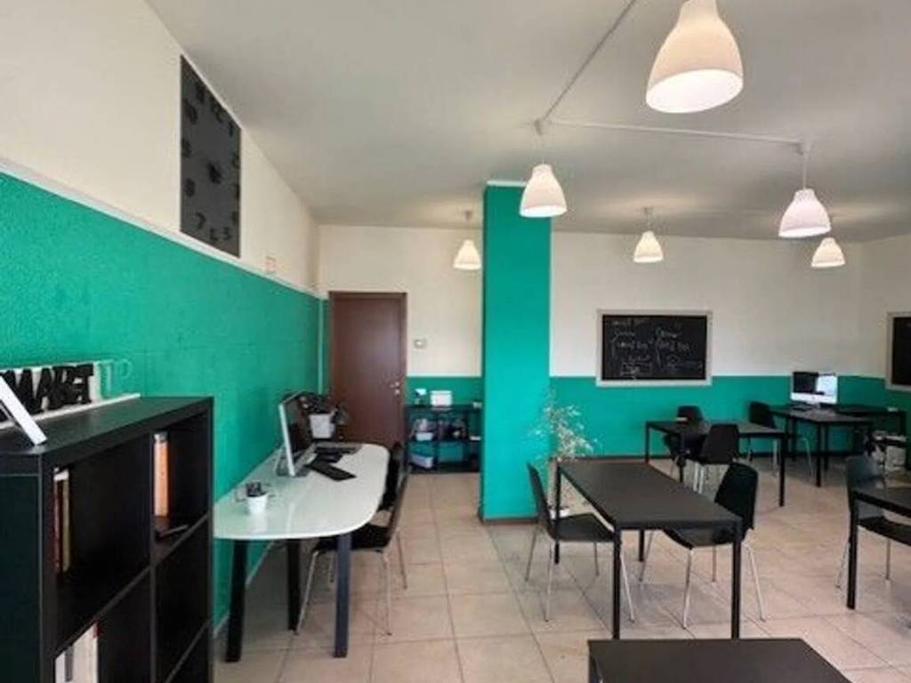 ufficio in affitto a Bareggio