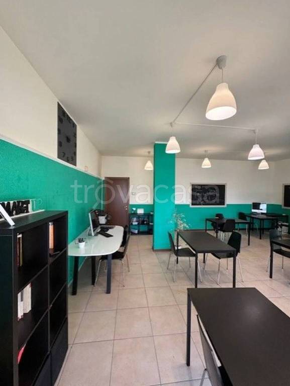 ufficio in affitto a Bareggio