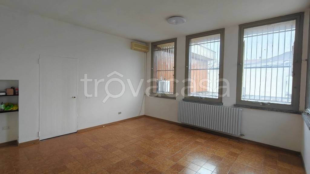 ufficio in affitto a Bareggio