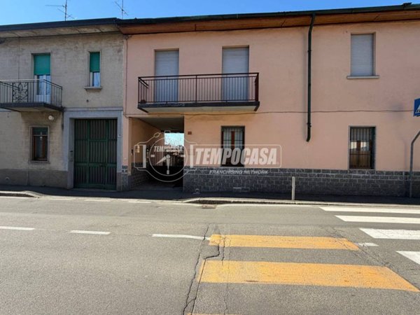 appartamento in affitto a Bareggio