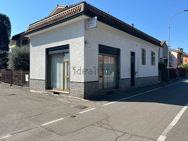 ufficio in affitto a Bareggio