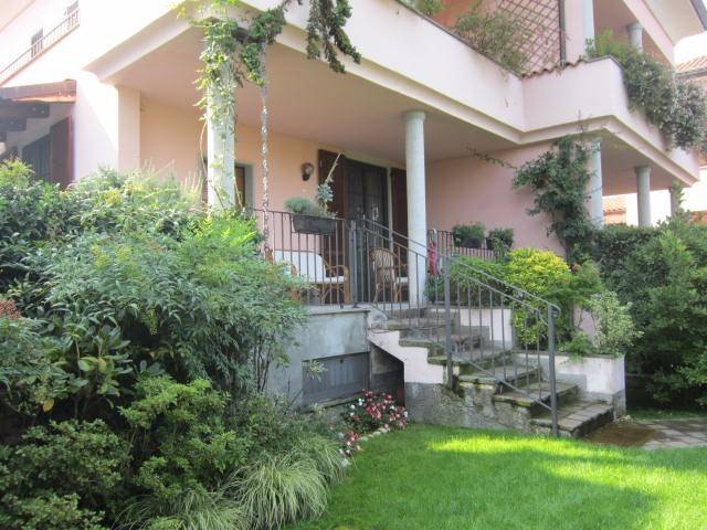 casa indipendente in affitto a Basiglio in zona Cascina Vione