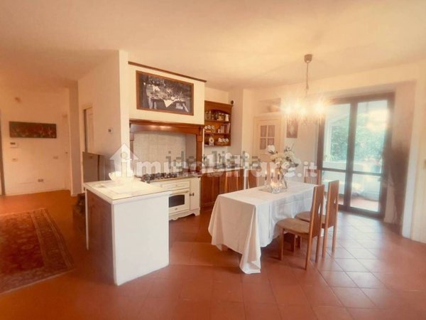 casa indipendente in affitto a Basiglio
