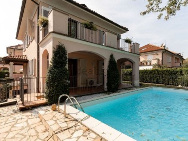 casa indipendente in affitto a Basiglio