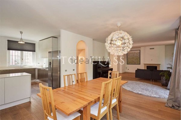 casa indipendente in affitto a Basiglio