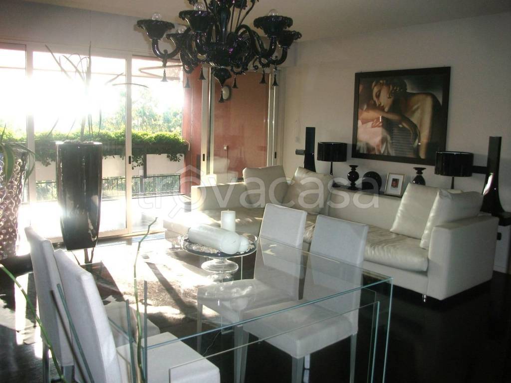 appartamento in affitto a Basiglio