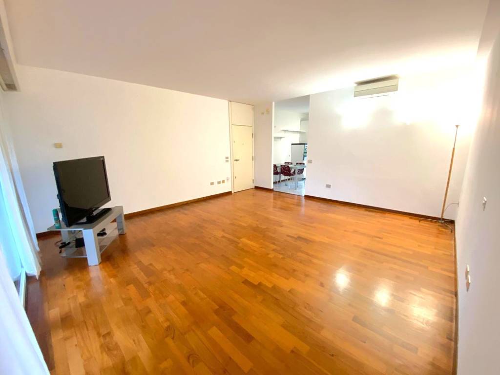 appartamento in affitto a Basiglio