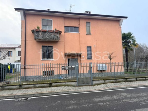 appartamento in affitto a Basiglio