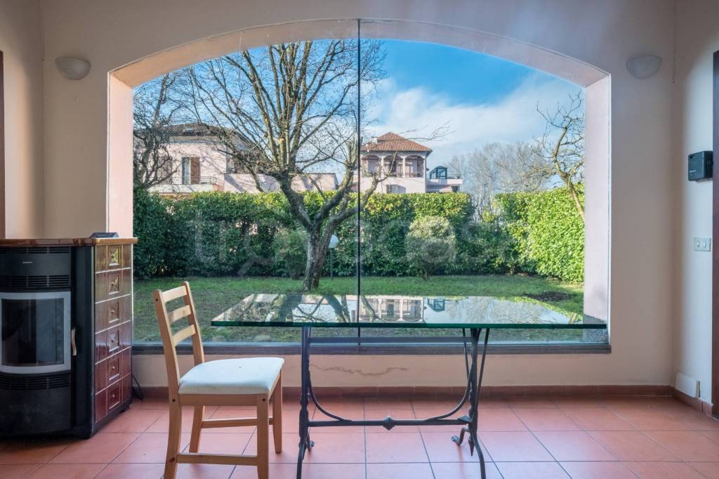 casa indipendente in affitto a Basiglio