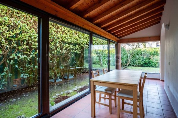 casa indipendente in affitto a Basiglio