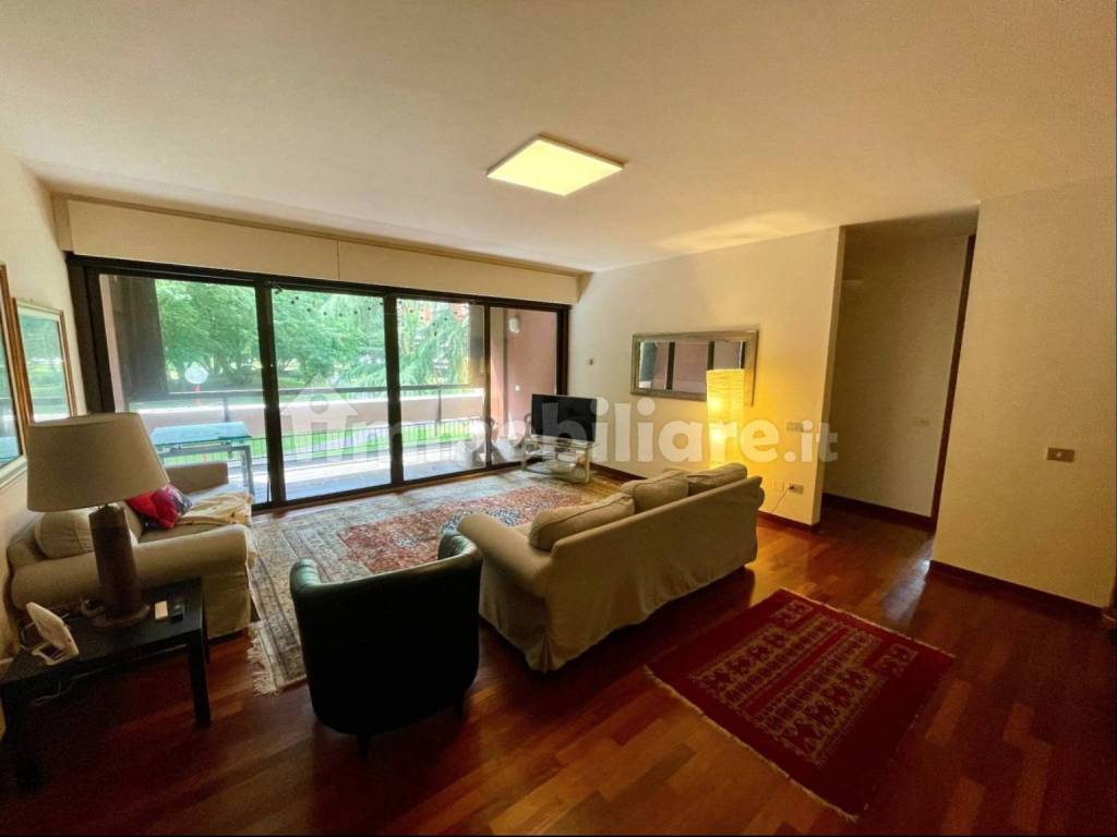 appartamento in affitto a Basiglio