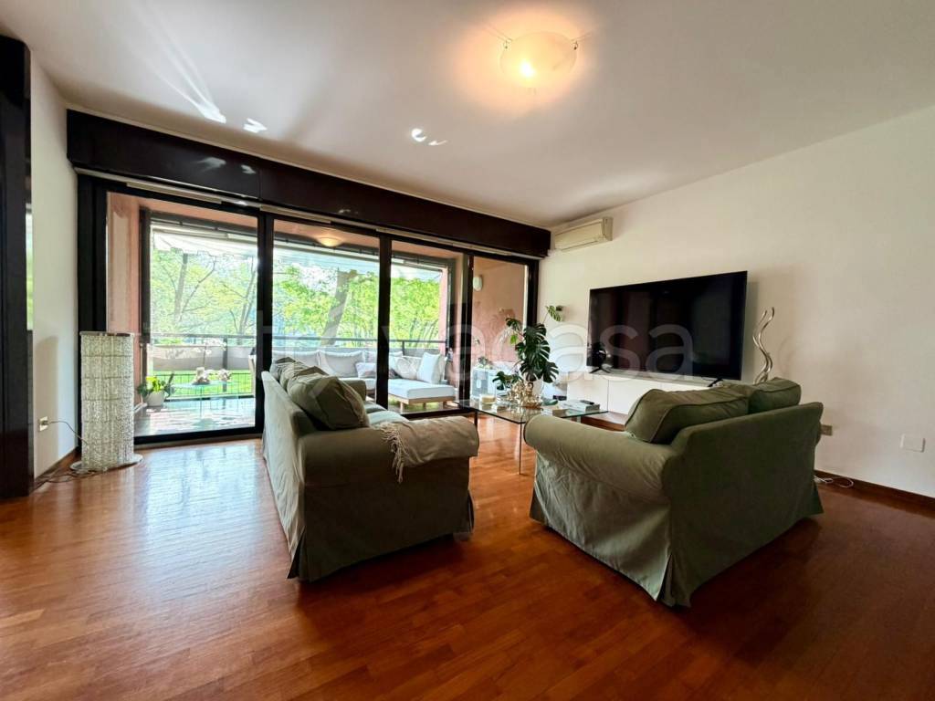 appartamento in affitto a Basiglio