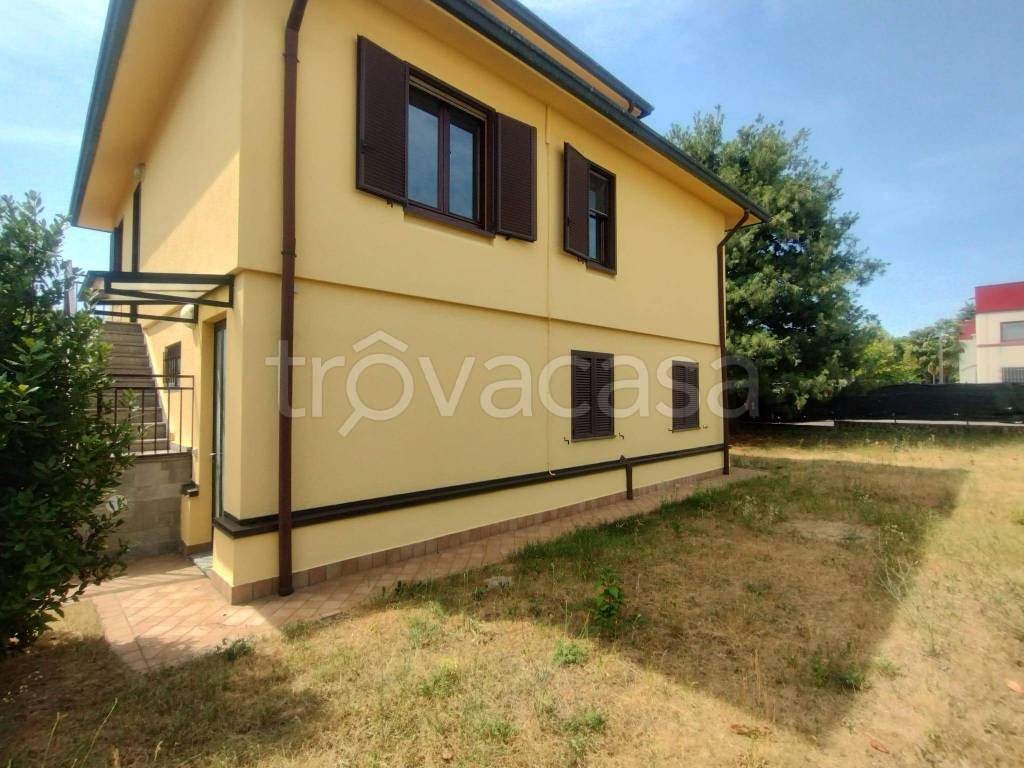casa indipendente in affitto a Bernate Ticino in zona Casate Ticino
