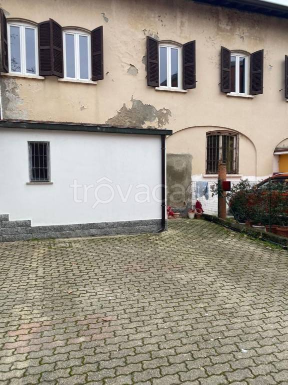 ufficio in affitto a Binasco